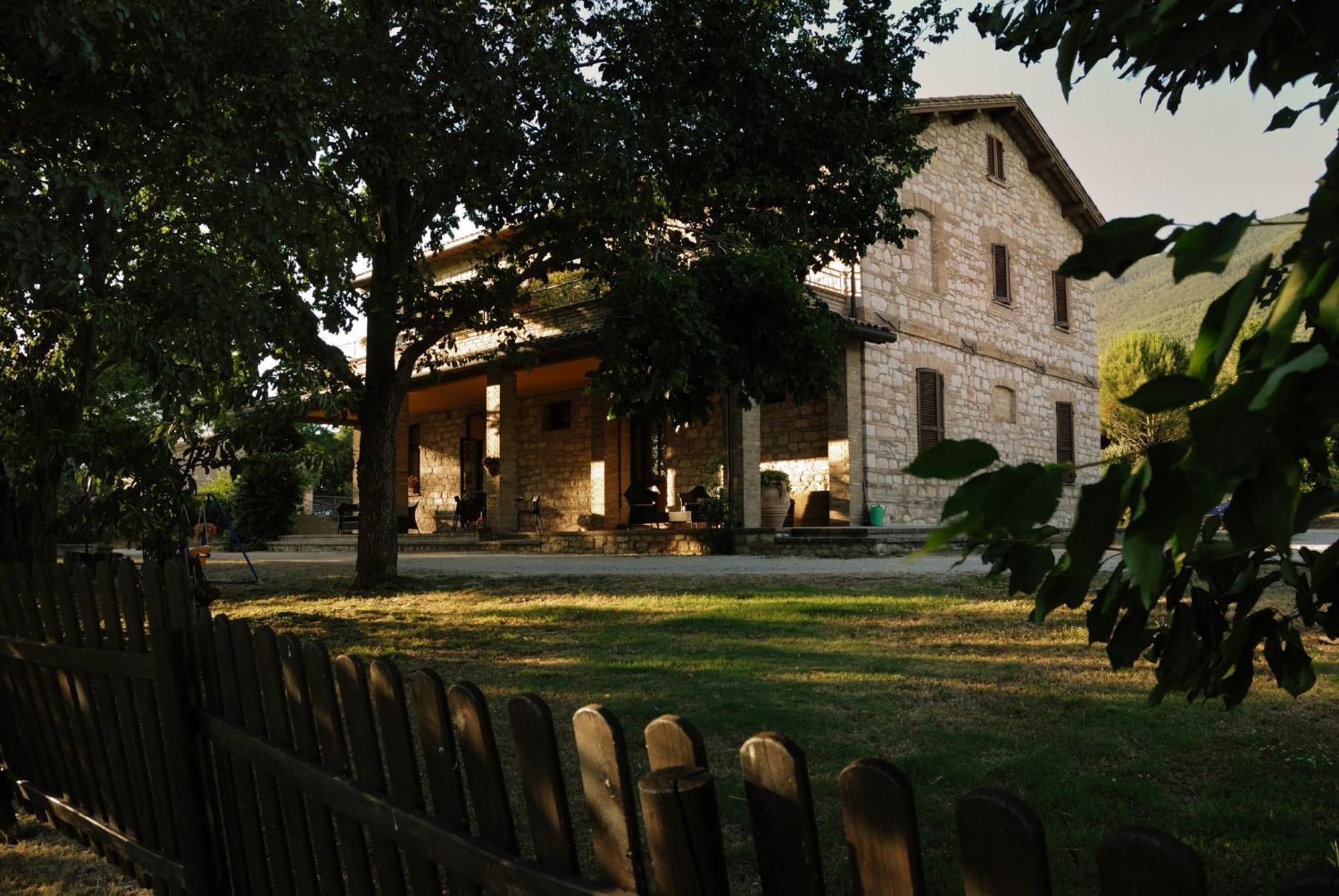 Agriturismo Il Giardino Dei Ciliegi Passaggio di Assisi Luaran gambar